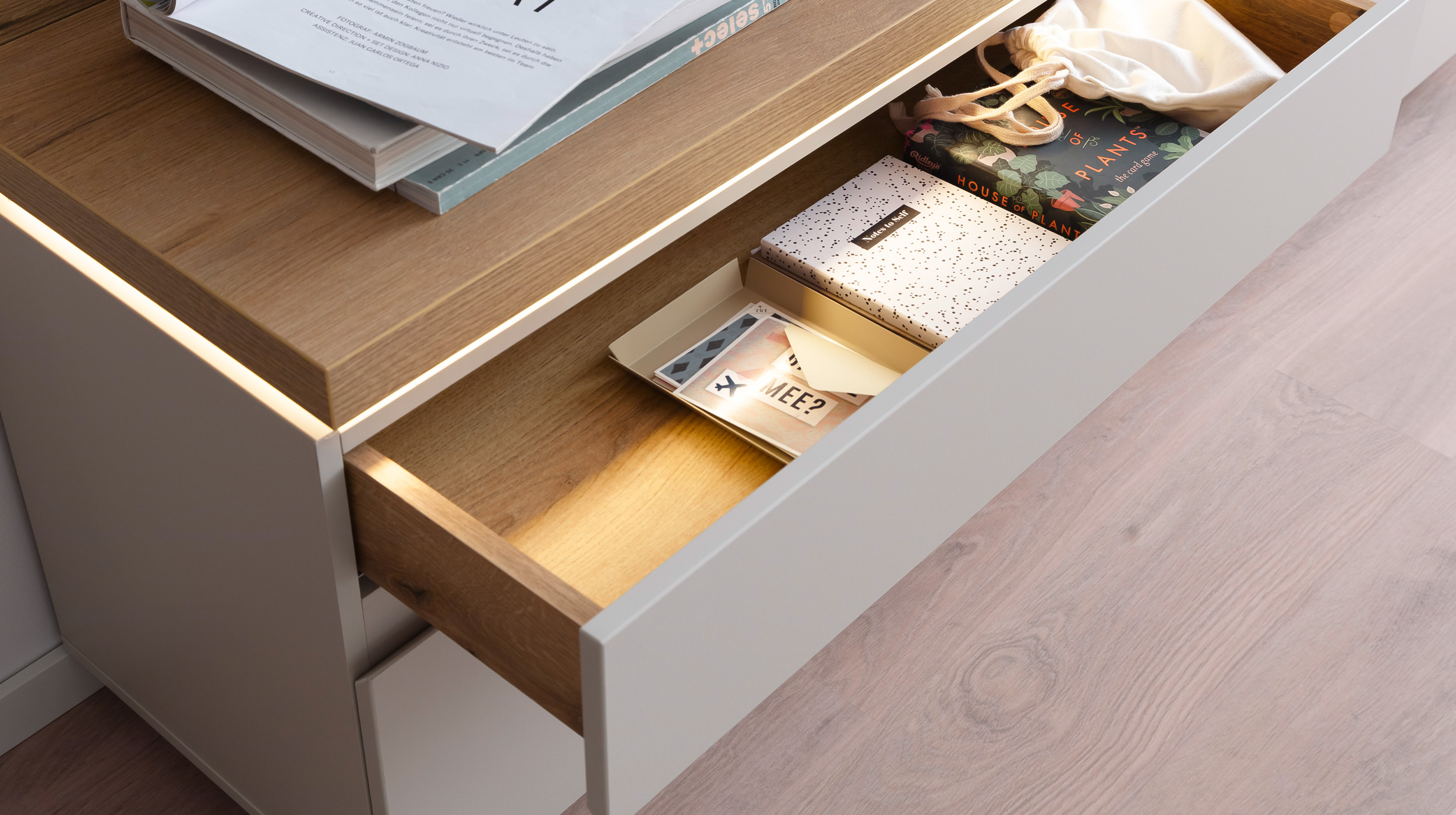 Wohnwand Evoke Eiche 278 cm - LED-Beleuchtung - REMOLINO 