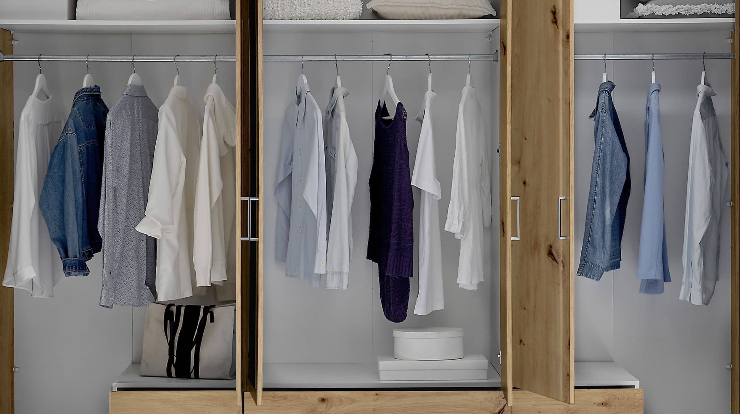 Kleiderschrank Artisan Eiche mit Spiegel - 271 cm - 6-türig - ELVA