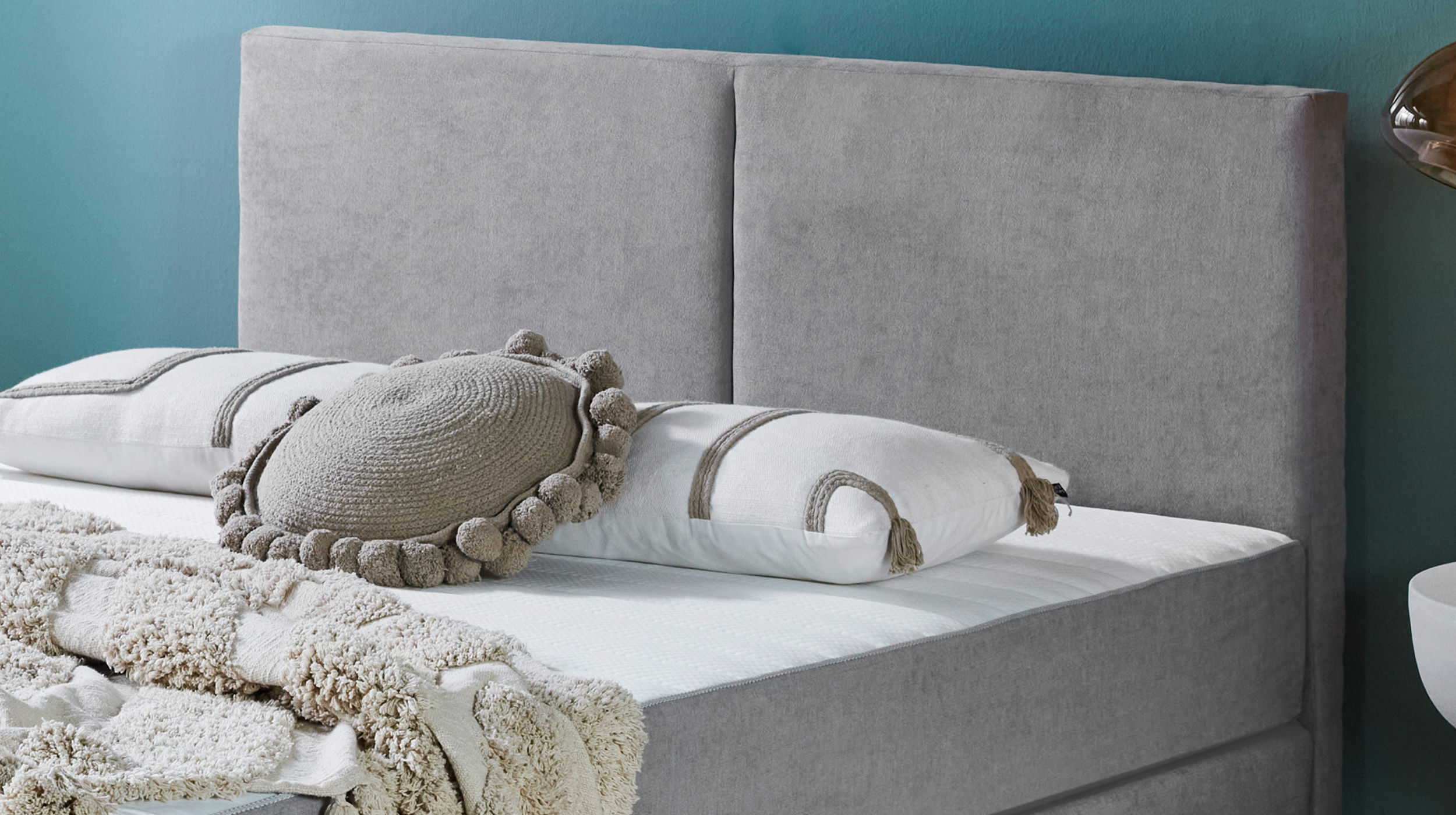 Futonbett Polsterbett 140 x 200 cm mit Matratze grau - TOLEDO