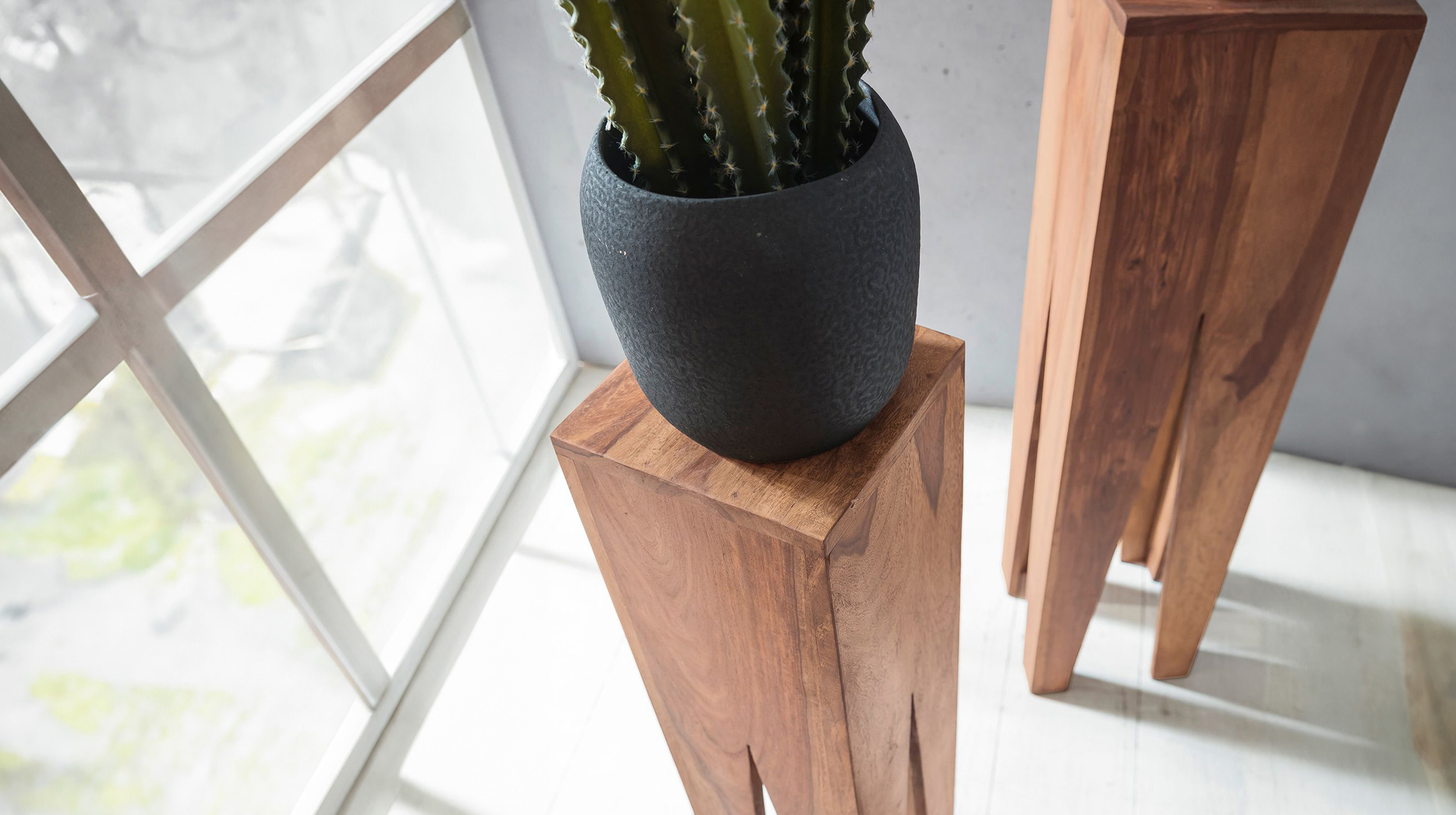 Beistelltisch 3er-Set Akazie massiv lackiert - 25 x 25 cm - SOFIE