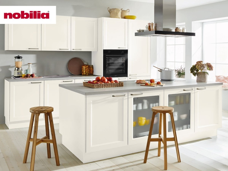 Inselküche 304,8 + 240,3 + 110 cm - mit Geräten - Küchenfronten Lack matt - CASCADA