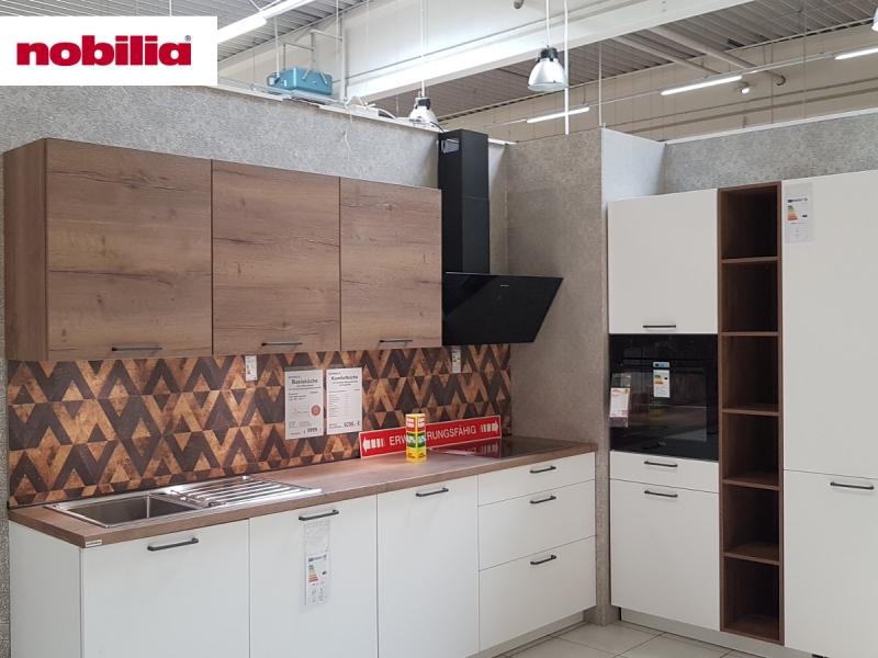 Eckküche 150 + 270 cm - mit Geräten - Küchenfronten matt - EASYTOUCH