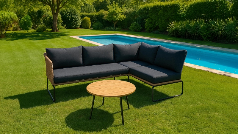 Gartenmöbel Set 3-teilig Teak Holz Tisch 70 x 40 cm - SERENO